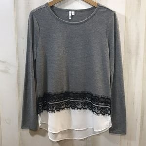 Elle gray long sleeve tunic black lace top small